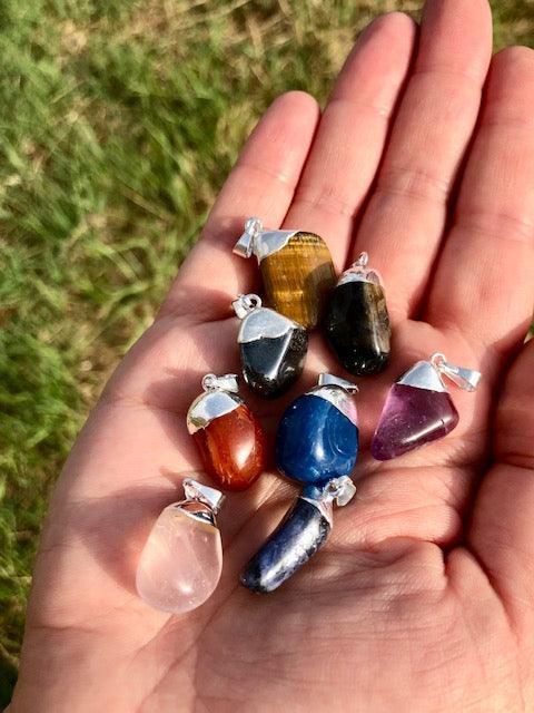 Ciondoli Pietre Burattate Miste Mini - Stregadellemele Crystal Shop